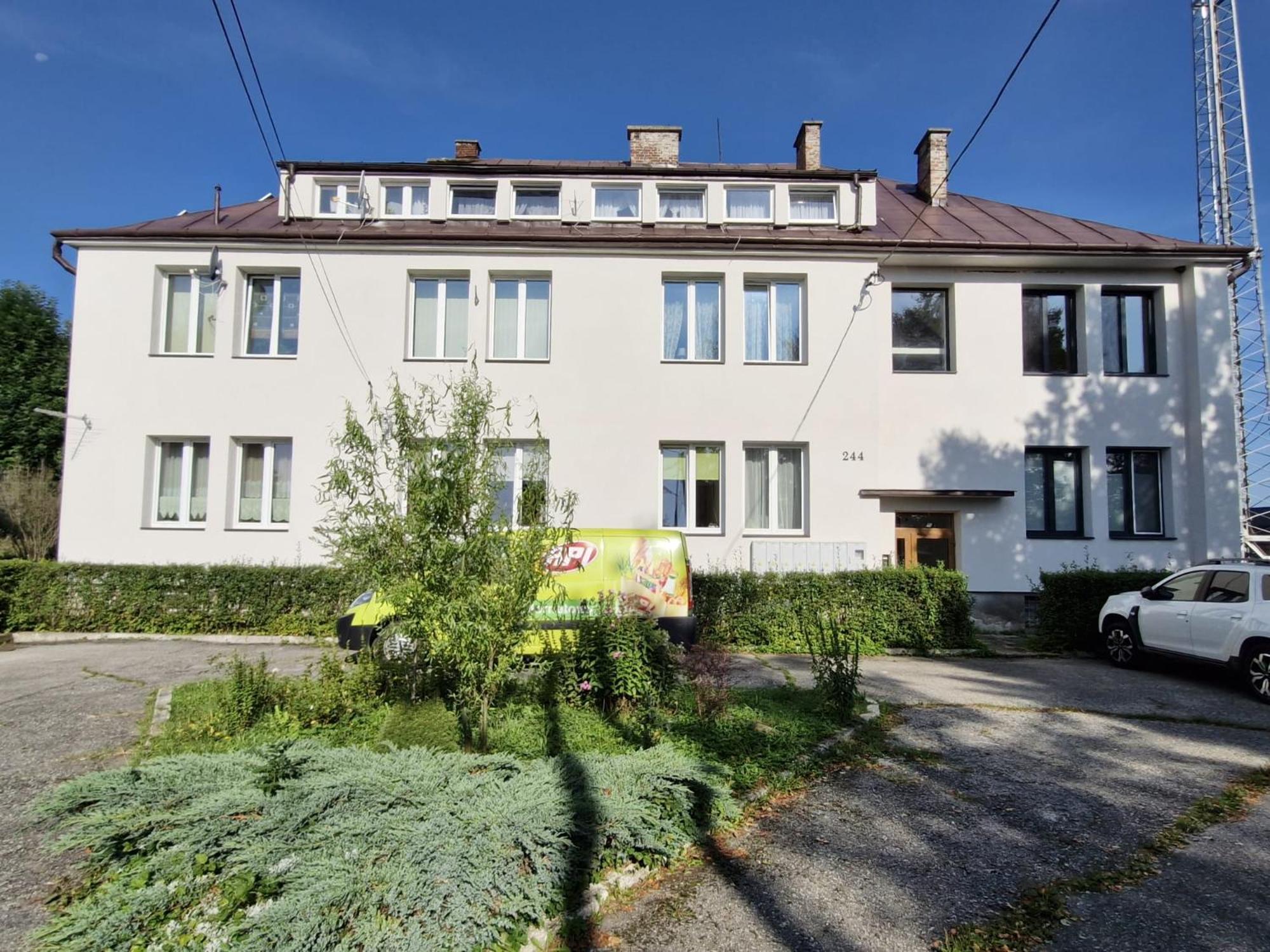 Apartamenty Na Szlaku Чарни-Дунаєц Екстер'єр фото